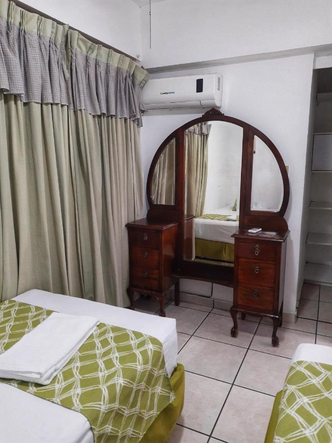 Suites & Apartments San Benito - Flats San Salvador Exteriér fotografie